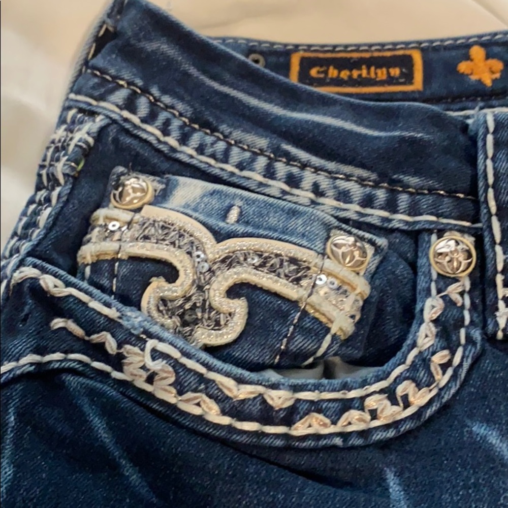 ROCK REVIVAL JEANS!